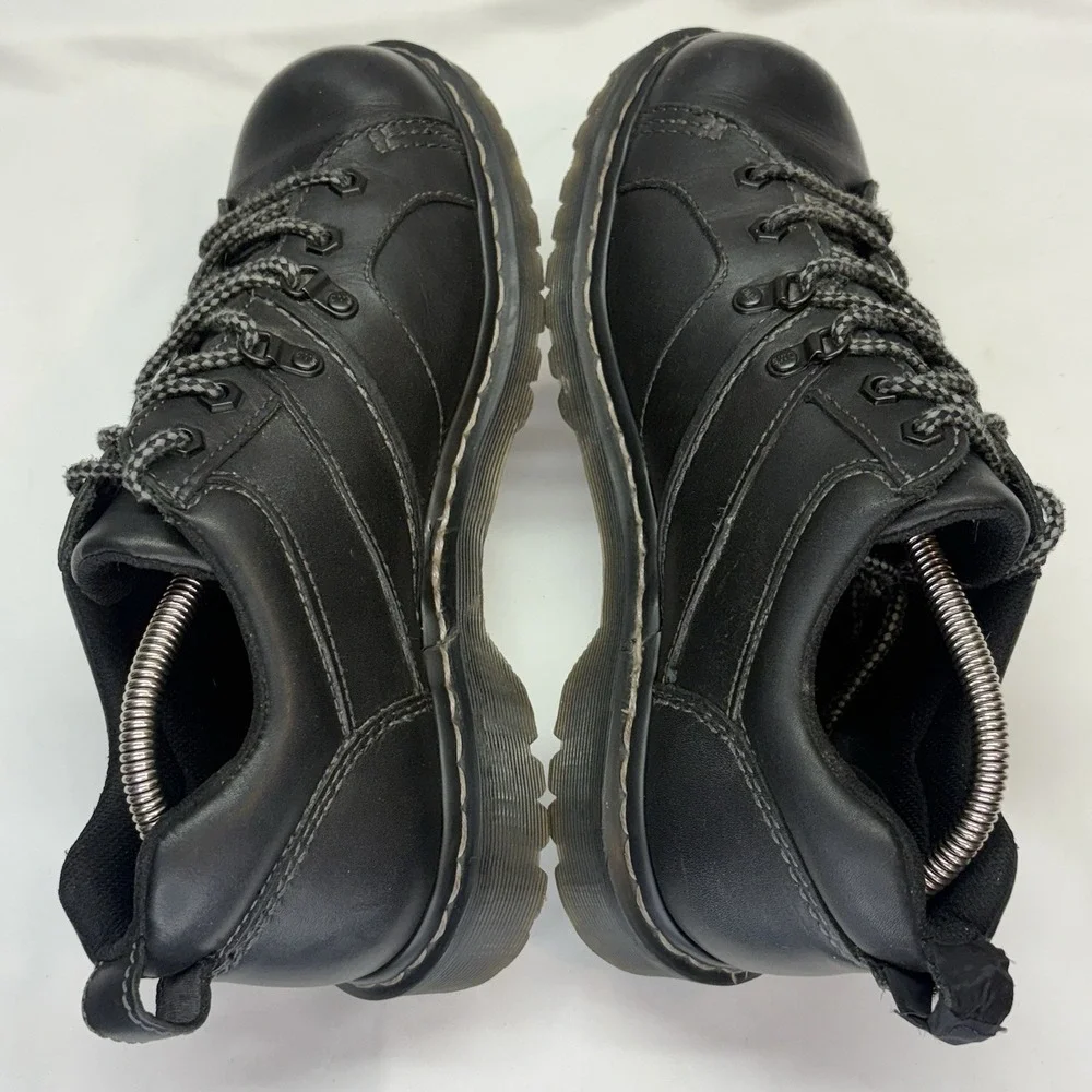 Dr. Martens excellent preowned